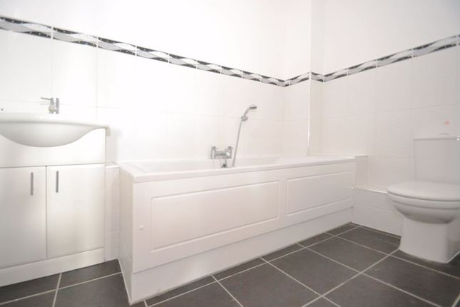 Flat for sale in Windmill Court, Broadway, Sheerness