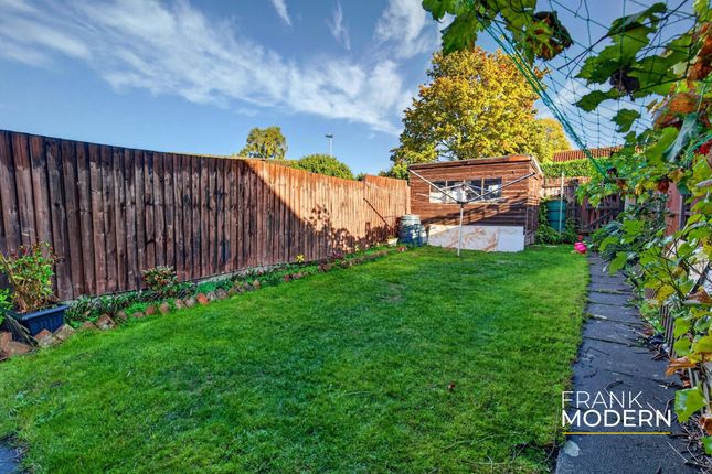 26 Cleatham, Peterborough photo 4