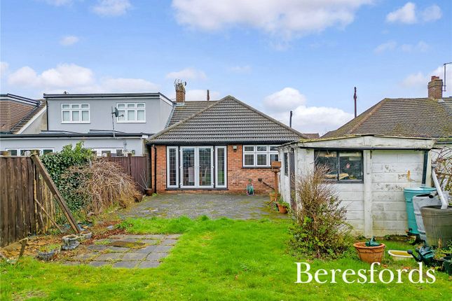 Bungalow for sale in Thorndon Avenue, West Horndon