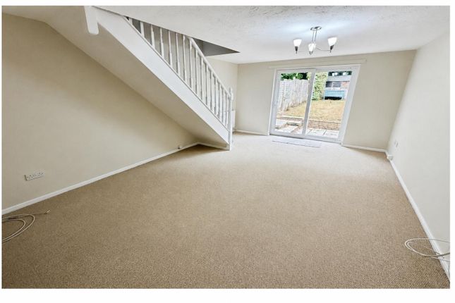 70, Gander Drive, Basingstoke photo 2