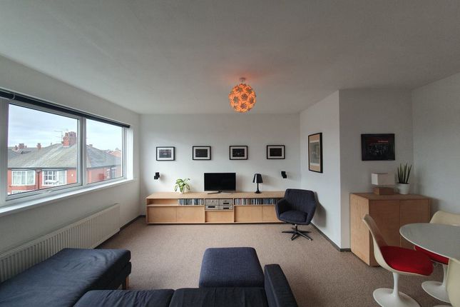 Thumbnail Flat to rent in Old Meadow Court, Blackpool, Lancashire