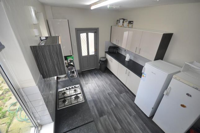 Thumbnail Shared accommodation to rent in Stanmore Road, Burley, Leeds