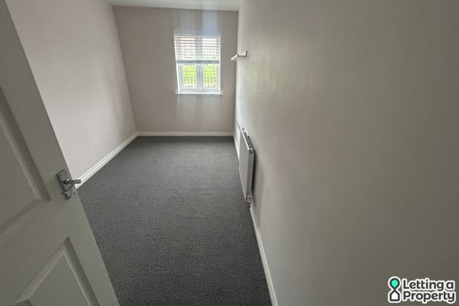 Flat 2, 2, Bonaire Grange, Milton Keynes photo 4