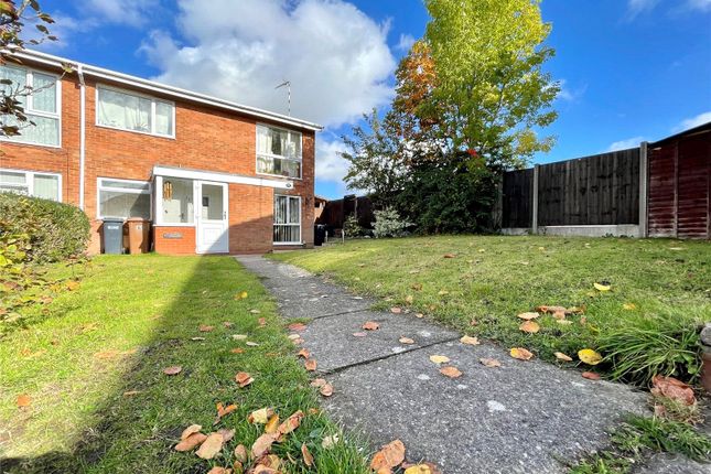 Thumbnail Maisonette for sale in Greenland Rise, Solihull, West Midlands