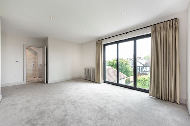 Semi-detached house to rent in Sidmouth Road, Brondesbury Park, London