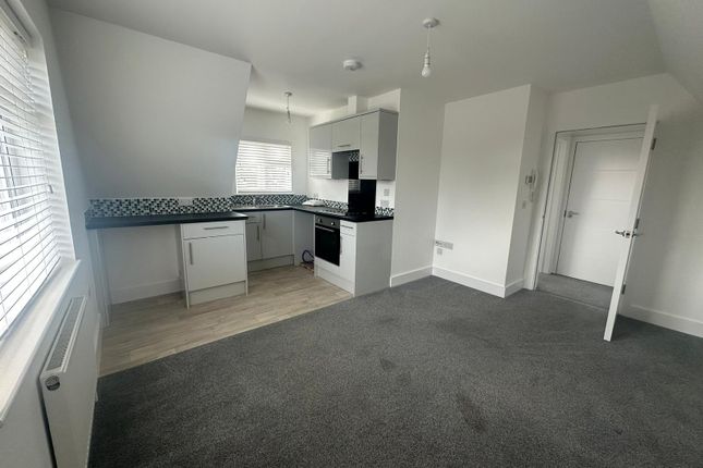 Flat to rent in Christchurch Road, Bournemouth