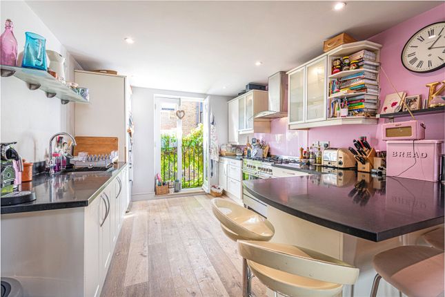 Flat for sale in Hafer Road, London