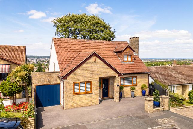 5 Rochester Close 1.Jpg