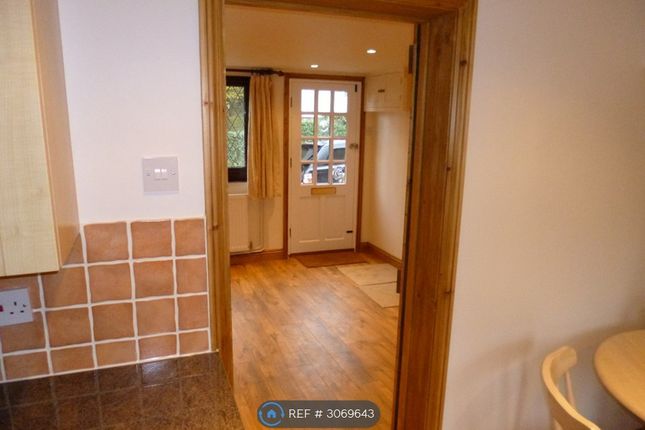 Church Road Bow Brickhill, Milton Keynes photo 5