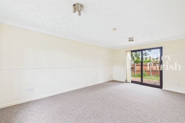 27, Gainsborough Avenue, Diss photo 2