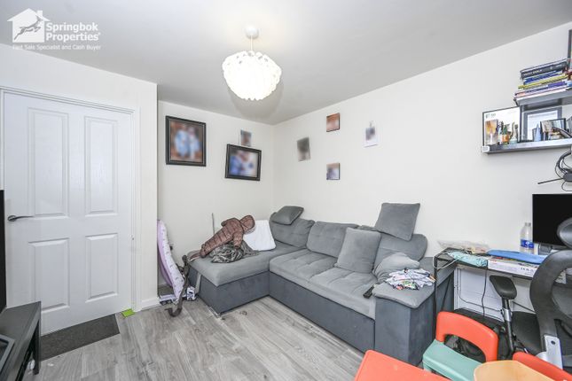 95, St Gabriels Close, Leigh photo 2