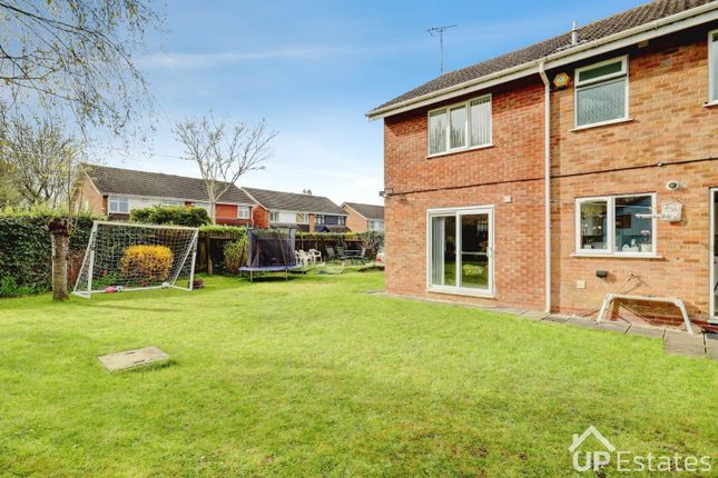28, Lumsden Close, Coventry photo 2