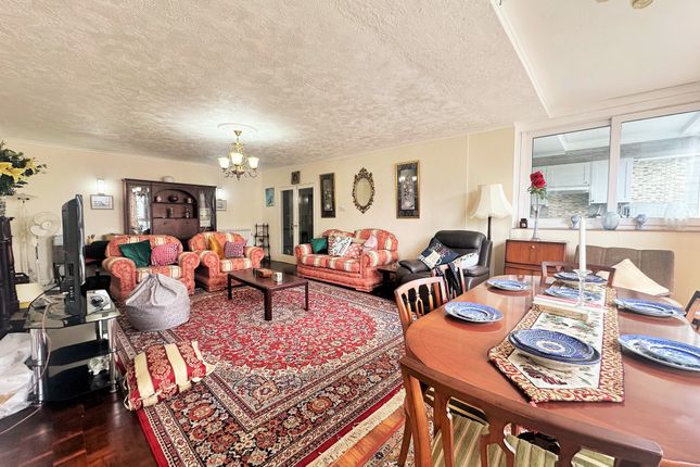 1A, Sussex Heights, Brighton photo 4