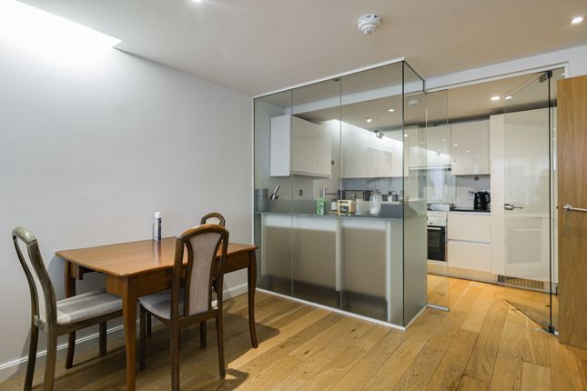 Cornwall House, Allsop Place, Marylebone, Baker Street photo 4