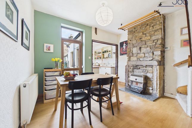 15 Greenfield Street, Lancaster photo 5