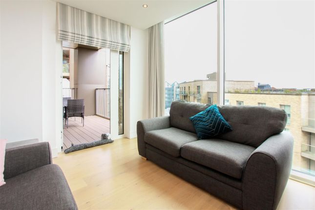 Flat for sale in Garnet Place, West Drayton