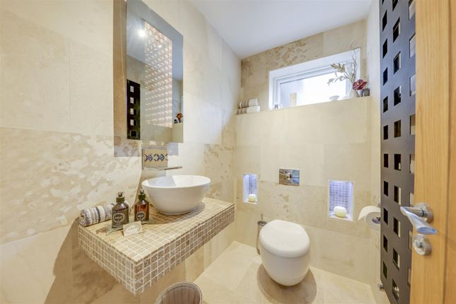 3, Alderwood Grove, Bury photo 4