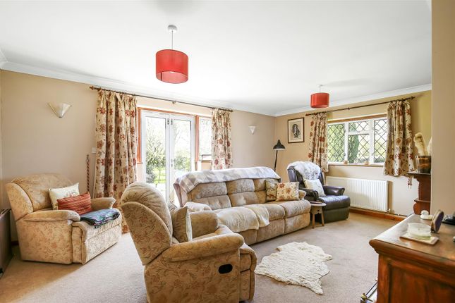 Sutton Wood House, Bighton Hill, Alresford photo 3