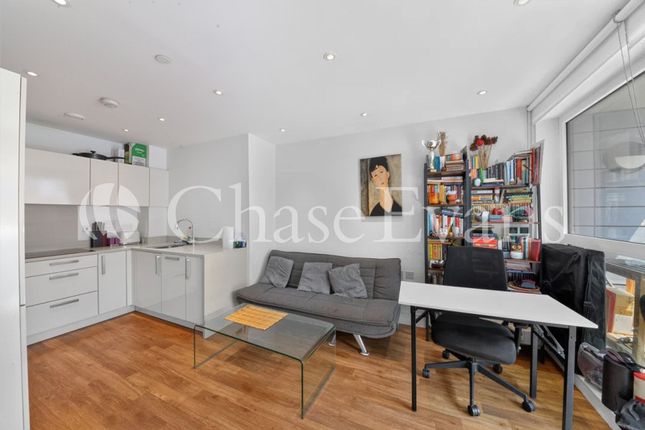 Flat 15, (9), Gillespie Court, Queensland Terrace, Islington photo 5