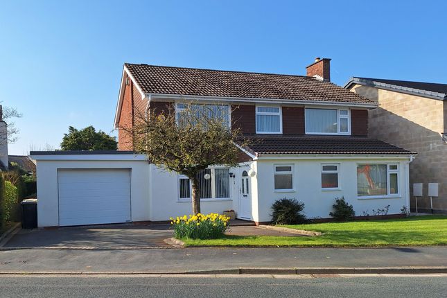 Thumbnail Detached house for sale in Moorfield Close, Fulwood, Preston