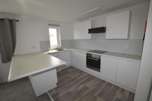 16, Crosswalla Fields, Helston photo 3