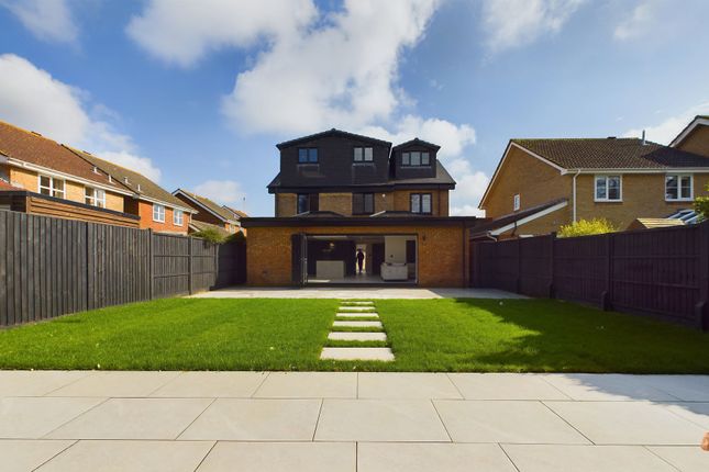 Detached house for sale in Fontwell Close, Fontwell