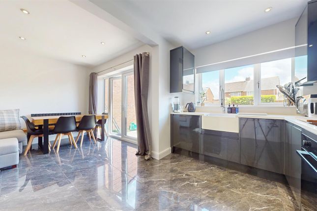 108, Broadway, Eccleston photo 4