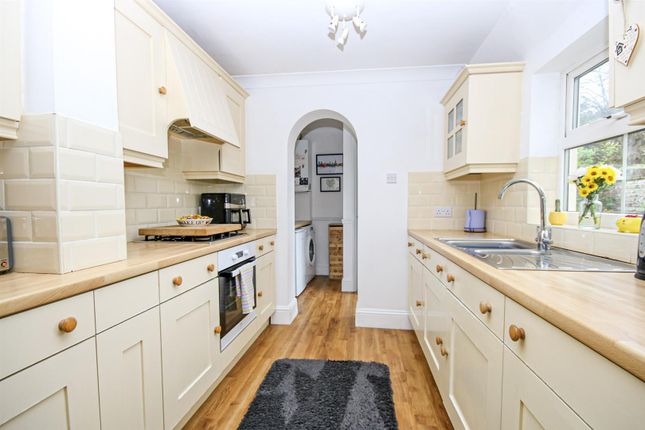 94 Hall Road, Norwich photo 3