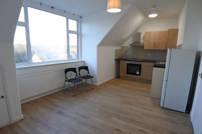 Thumbnail Flat to rent in Burnley Road, Dollis Hill