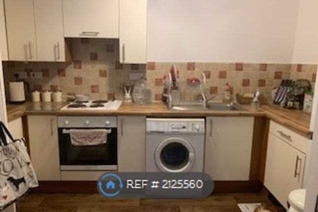 Flat to rent in Park Road, Southampton