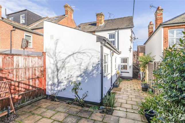 28, Albert Road, Surrey photo 3