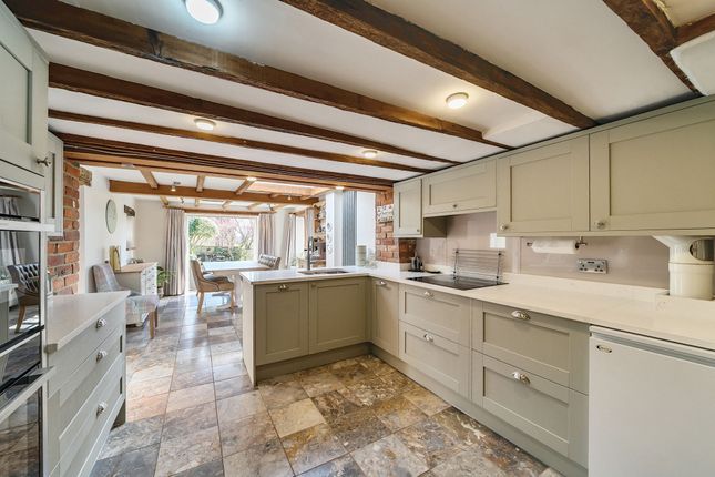 White Horse Cottage Bury Common, Pulborough photo 3