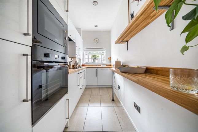 Flat for sale in Chevening Road, Chipstead, Sevenoaks, Kent