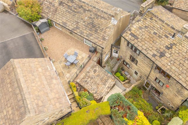 29, Cinderhills Road, Holmfirth photo 4