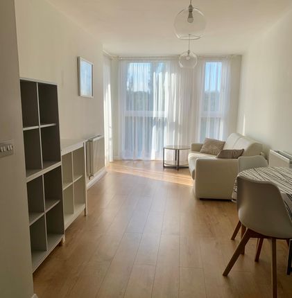 Flat 10 Coppermill Heights, Ferry Lane, London photo 3