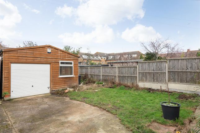 Flat for sale in Wheatley Road, Whitstable
