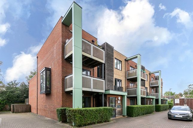 Thumbnail Flat for sale in Aventine Avenue, Mitcham, Surrey