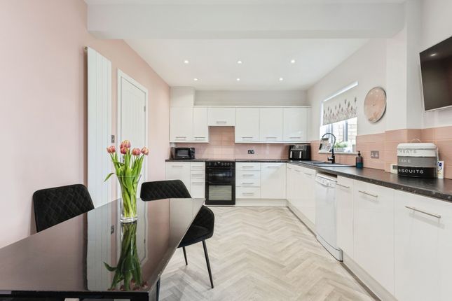 12A, North Road, Thetford photo 2