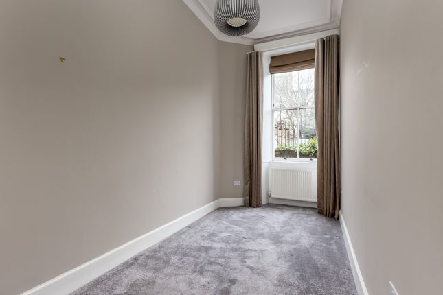 Flat for sale in East London Street, Edinburgh