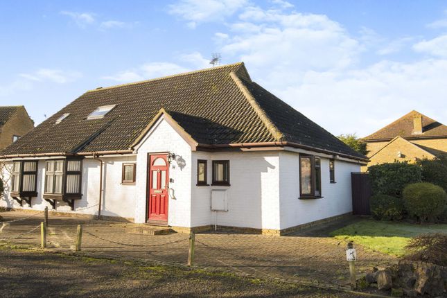 1 bed bungalow for sale in The Street, Lower Halstow, Sittingbourne ME9