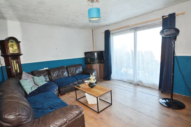 5, Brailsford Court, Mansfield photo 3