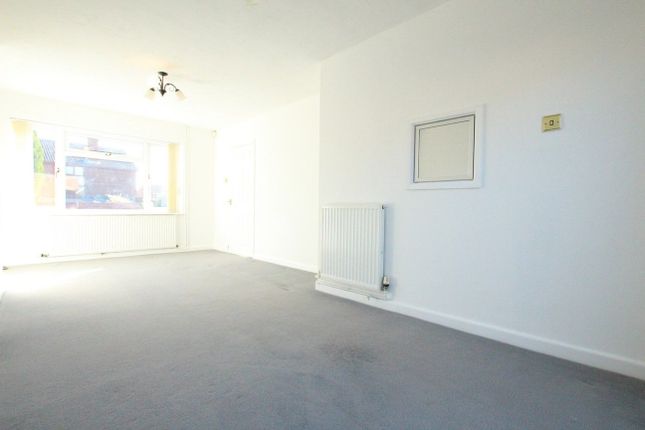 8 Norton Road, Worcester photo 2
