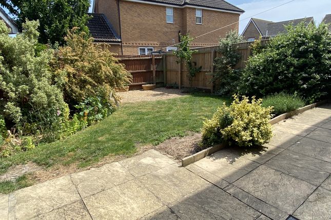 37 Greenwich Avenue, Holbeach photo 4