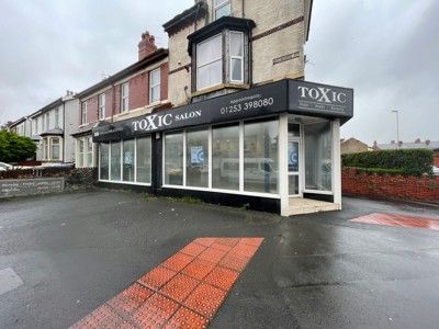 Retail premises to let in 2 Newton Drive, Blackpool, Lancashire