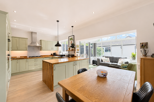 33, Lea Green Lane, Birmingham photo 2