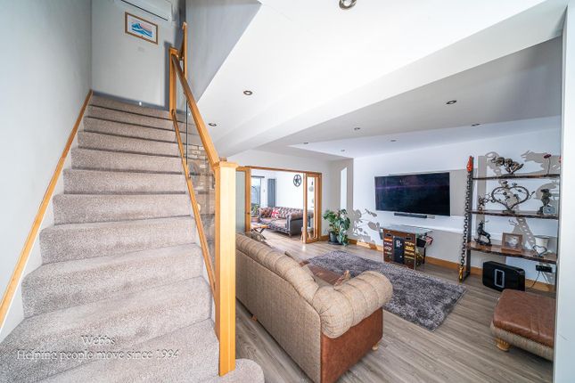 12, Chase Side Drive, Rugeley photo 3