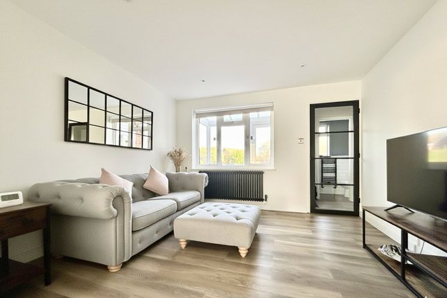 5, Hornbeam Place, Hampshire photo 4