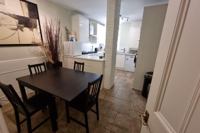 Winton Lane, Glasgow, G12 0QD, Glasgow photo 3
