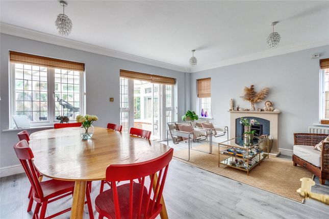 11, Weavers Way, Berkshire photo 2