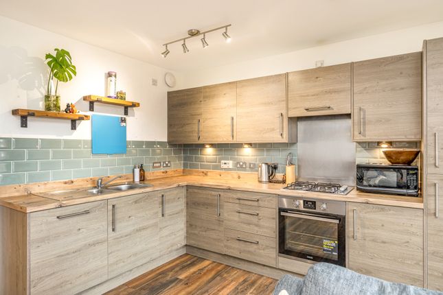 22/4, Anderson Place, Leith, Edinburgh photo 4